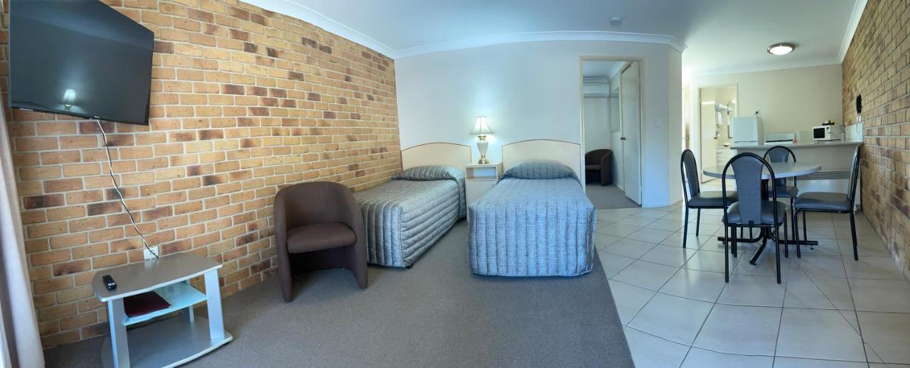 Crows Nest Motel Motel 4*